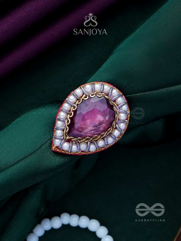VRASHTA - THE MAGESTIC RAINDROP - STONE AND BEADS EMBROIDERED RING