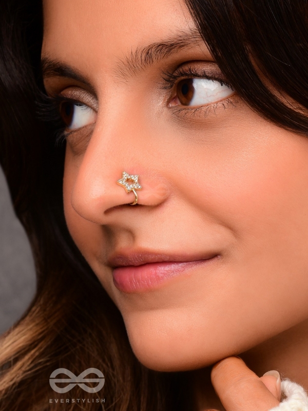 SPARKLIN' STAR - GOLDEN CZ NOSERING