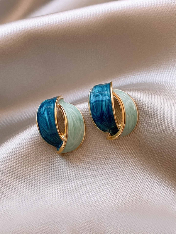THE BLUE BAUBLES - GOLDEN ENAMELLED STUD EARRINGS