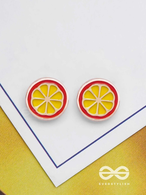 THE LEMONY LIFE - GOLDEN EMBELLISHED STUD EARRINGS