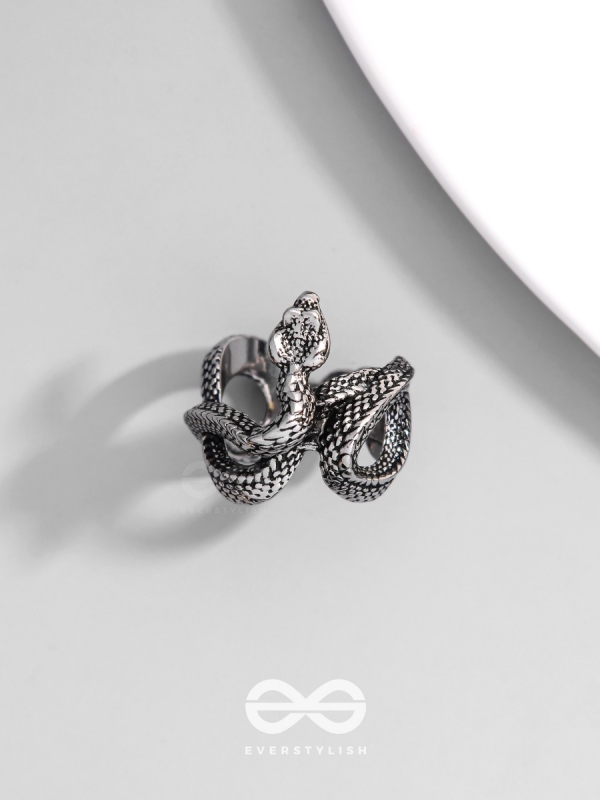 NIGHTSHADE BASILISK - STATEMENT SILVER RING (ADJUSTABLE)