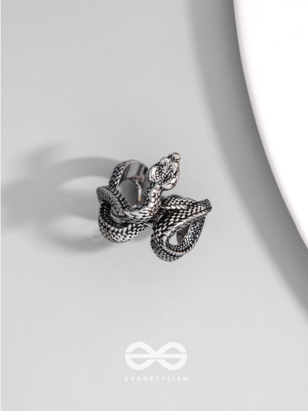 NIGHTSHADE BASILISK - STATEMENT SILVER RING (ADJUSTABLE)