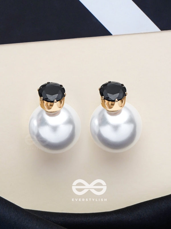 A MYSTIC PEARL - GOLDEN EMBELLISHED EARRINGS (BLACK)