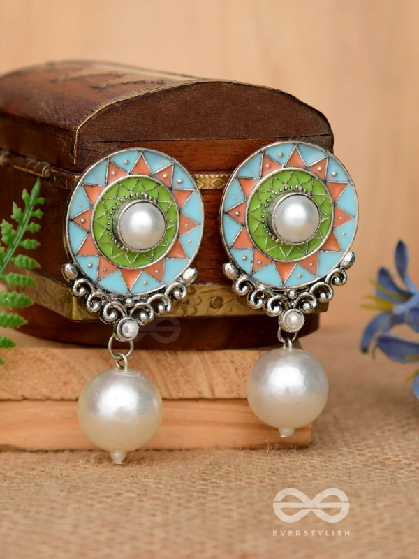 The Serene Carvings - Enamelled Oxidised Pearl Earrings