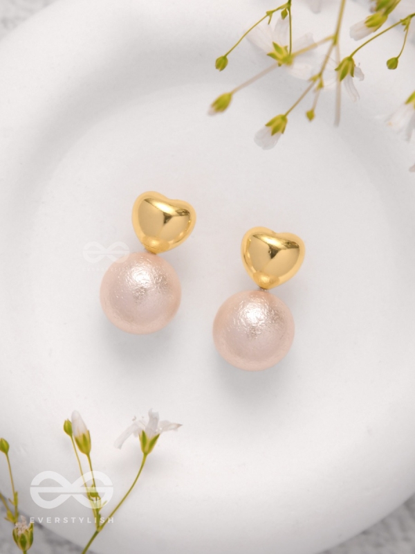 Heart's Delight - Golden Earrings