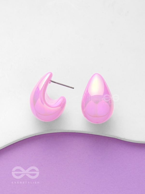 Shining Crescents - Holographic Acrylic Earrings (Pink)