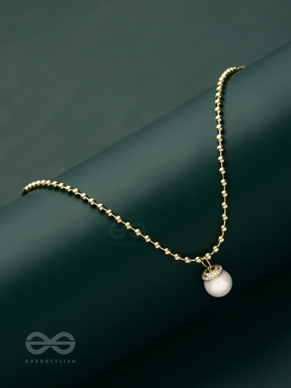 Darling Droplet - Pearl  Pendant