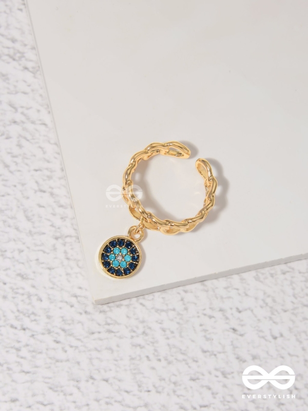 The Sapphire Lights - Golden Embellished Charm Ring (Adjustable) 