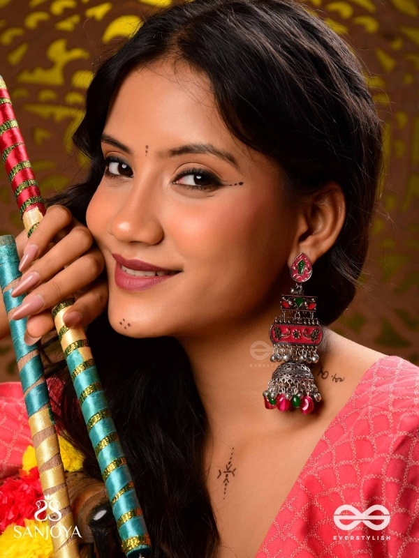 VAJRASHRINGARA-DIAMOND ADORNMENT-ENAMELLED OXIDISED MOTIFS SET ON SILVER METALWORK, EMBELLISHED WITH GLOSSY BEADS AND JHUMKAS