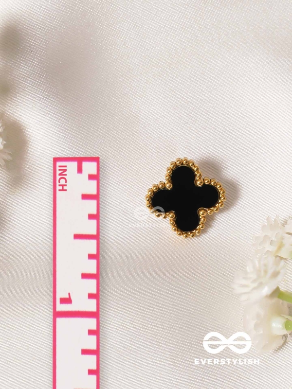 DARK DYNASTY - BLACK CLOVER STAINLESS STEEL 18K GOLD PLATED ANTI TARNISH EARRINGS