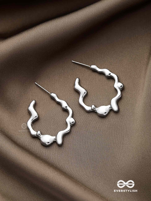 LIQUID LOOP- GLEAMING SILVER HOOPS