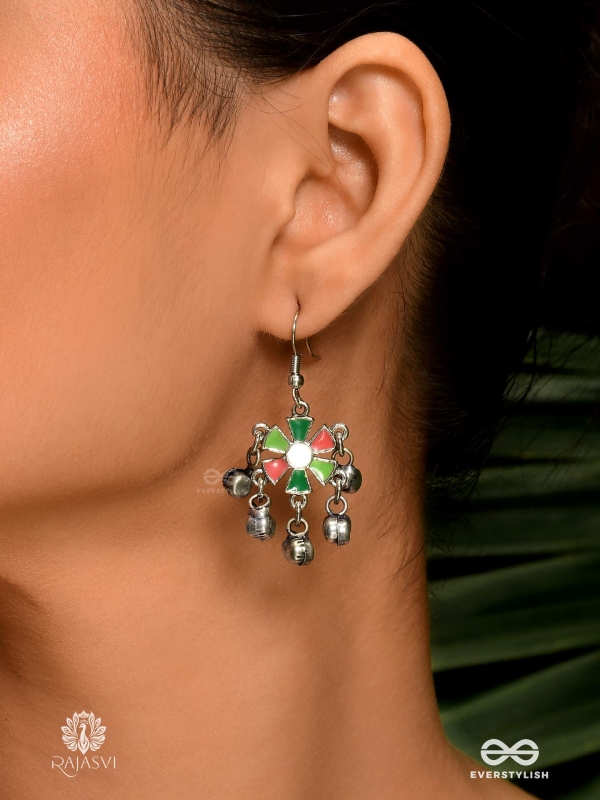 RUSTIC BLOOM – OXIDISED FLOWER DROP EARRINGS