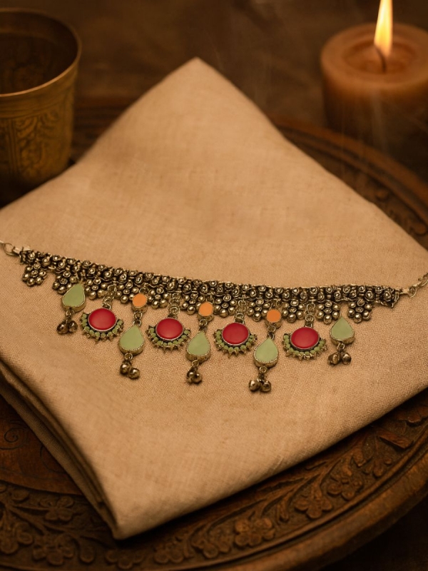 CHARM BLOSSOM - ANTIQUE ENAMELLED OXIDISED NECKLACE