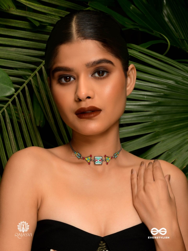 ETHNIC EDGE - GEOMETRIC ENAMELLED CHOKER