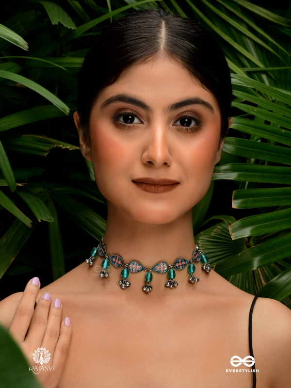 FLORAL RAIN - VINTAGE OXIDISED CHOKER