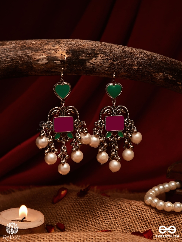 HEART & HERITAGE – OXIDISED EARRINGS WITH PEARLS AND ENAMEL