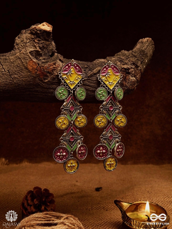 FOLK FLAIR – VIBRANT TRIBAL LONG EARRING