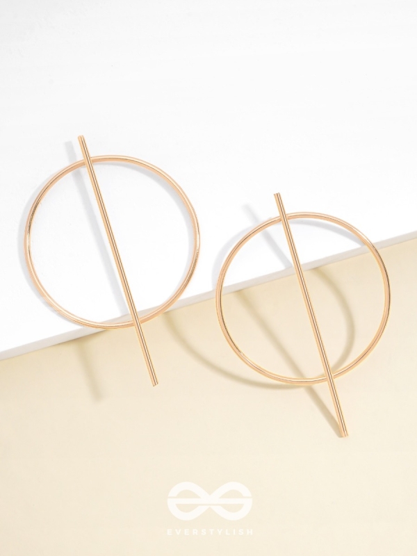 An Elegant Delight Golden Geometric Earrings