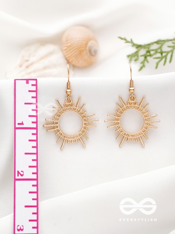 The Cute Little Sun - Golden Elegant Earrings