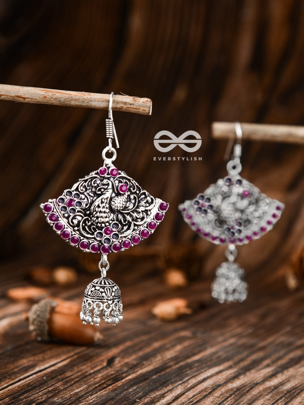A Vintage Artwork (Ruby) - The Embellished Oxidised Collection