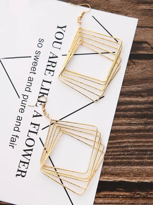 The Shimmery Squares - Golden Elegant Earrings