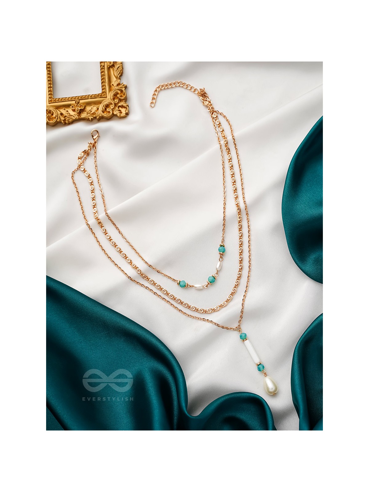 Heaven's Fall- Golden Embellished Necklace 