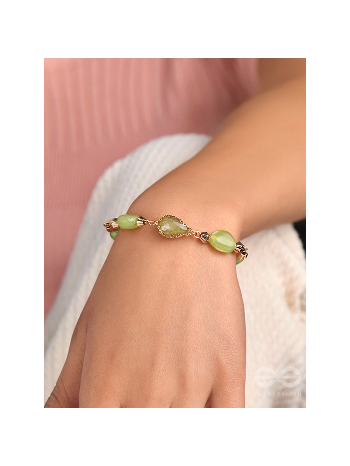 The Lush Loop- Golden Embellished Bracelet