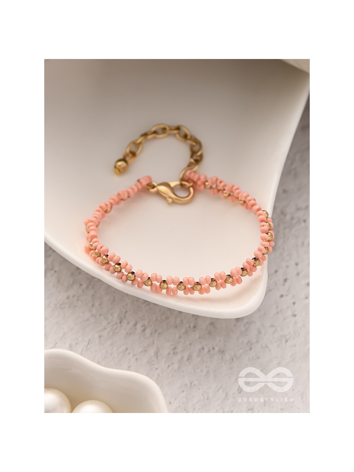 The Dahlia Aisle- Golden Beaded Bracelet