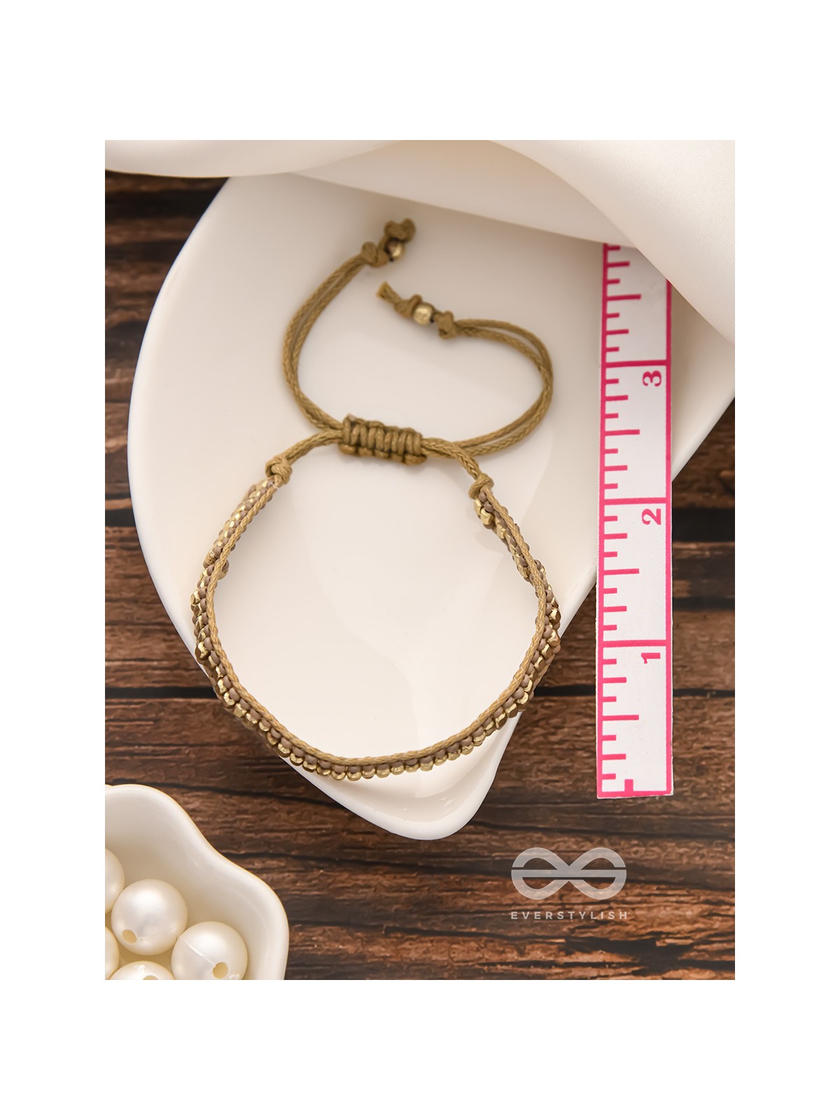 The Golden Glimmer- Beaded Knot Bracelet