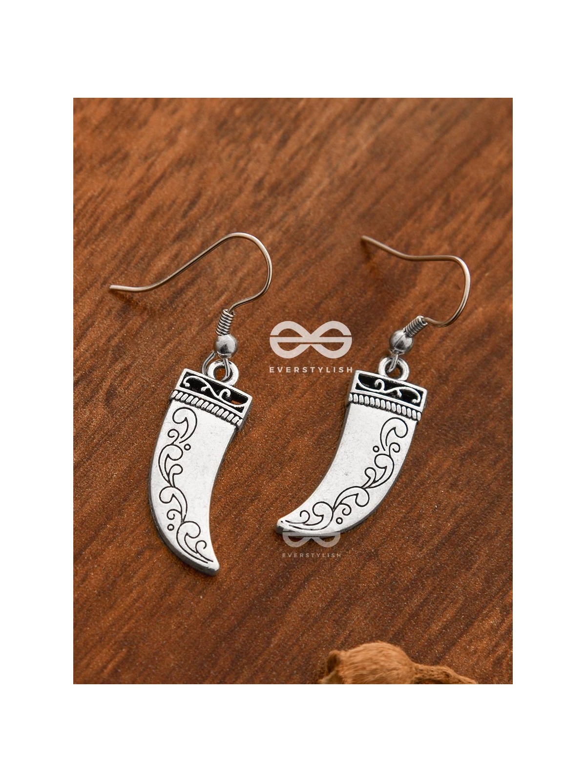 The Little Elegant Daggers - Tiny Trinket Earrings