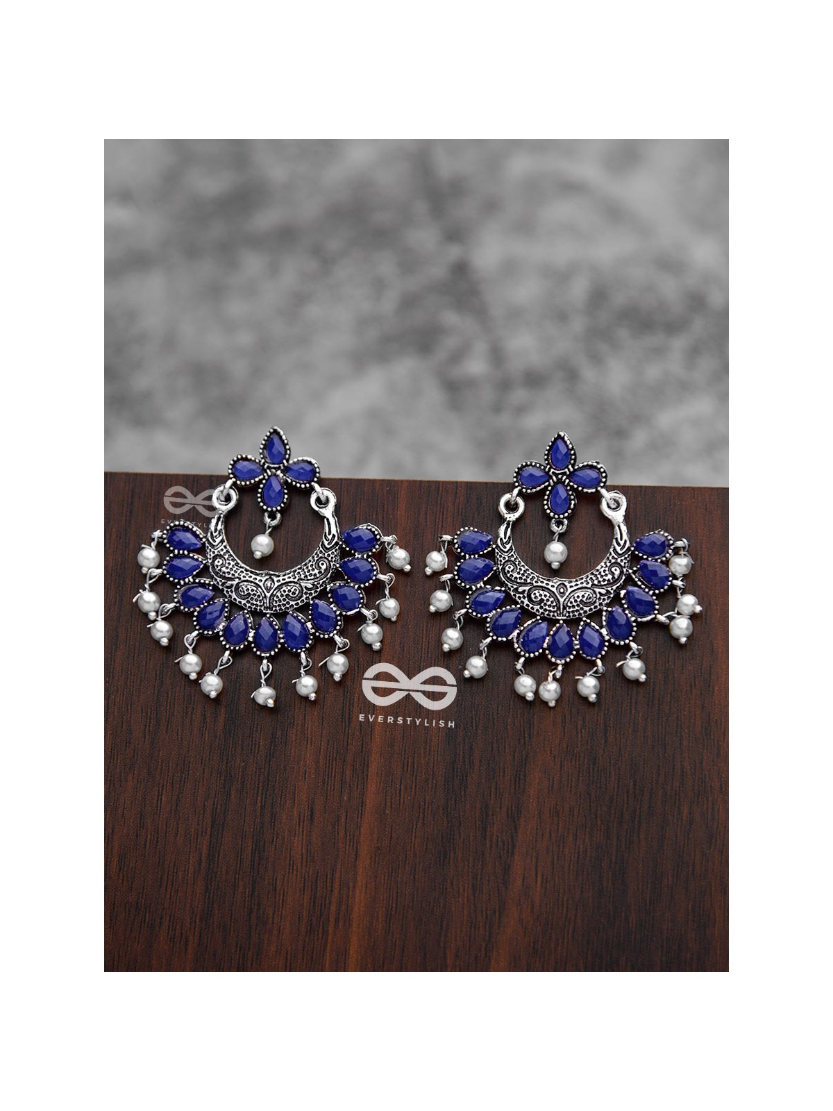 The Elegance of Royalty (Sapphire Blue) - Embellished Oxidised Earrings