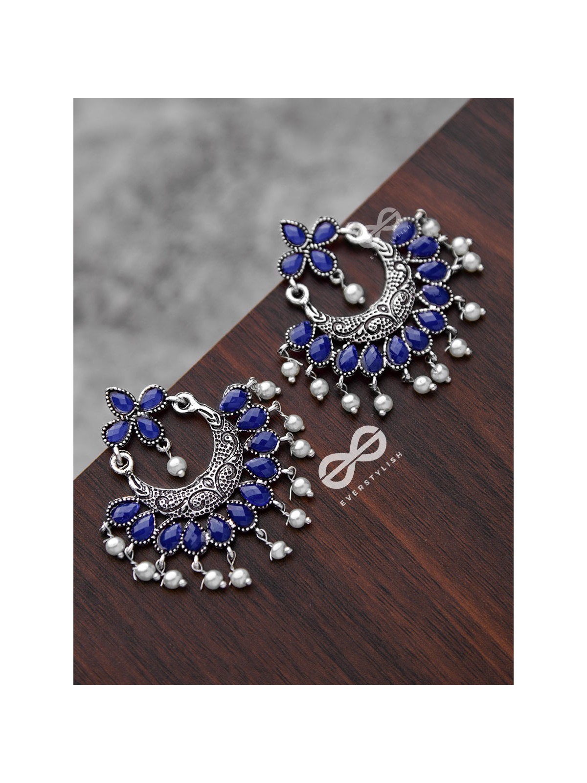 The Elegance of Royalty (Sapphire Blue) - Embellished Oxidised Earrings