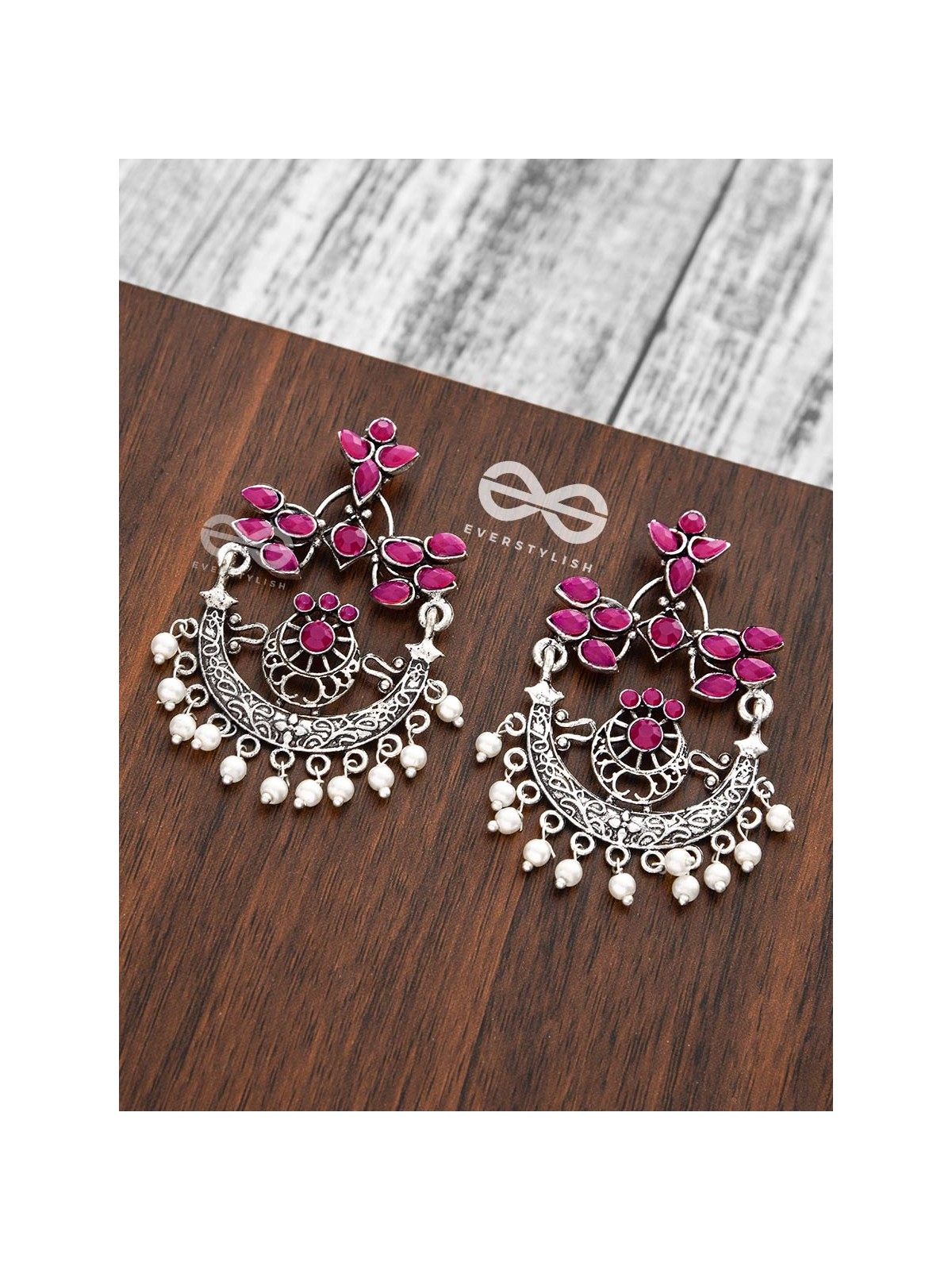 Spark in the meadows mystique mauve earrings (Ruby Red)