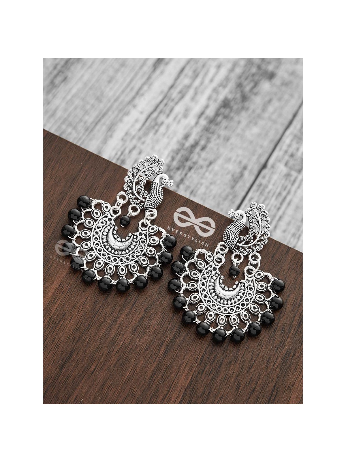 The Peacock Motif Moon Black Pearl Earrings - Silver