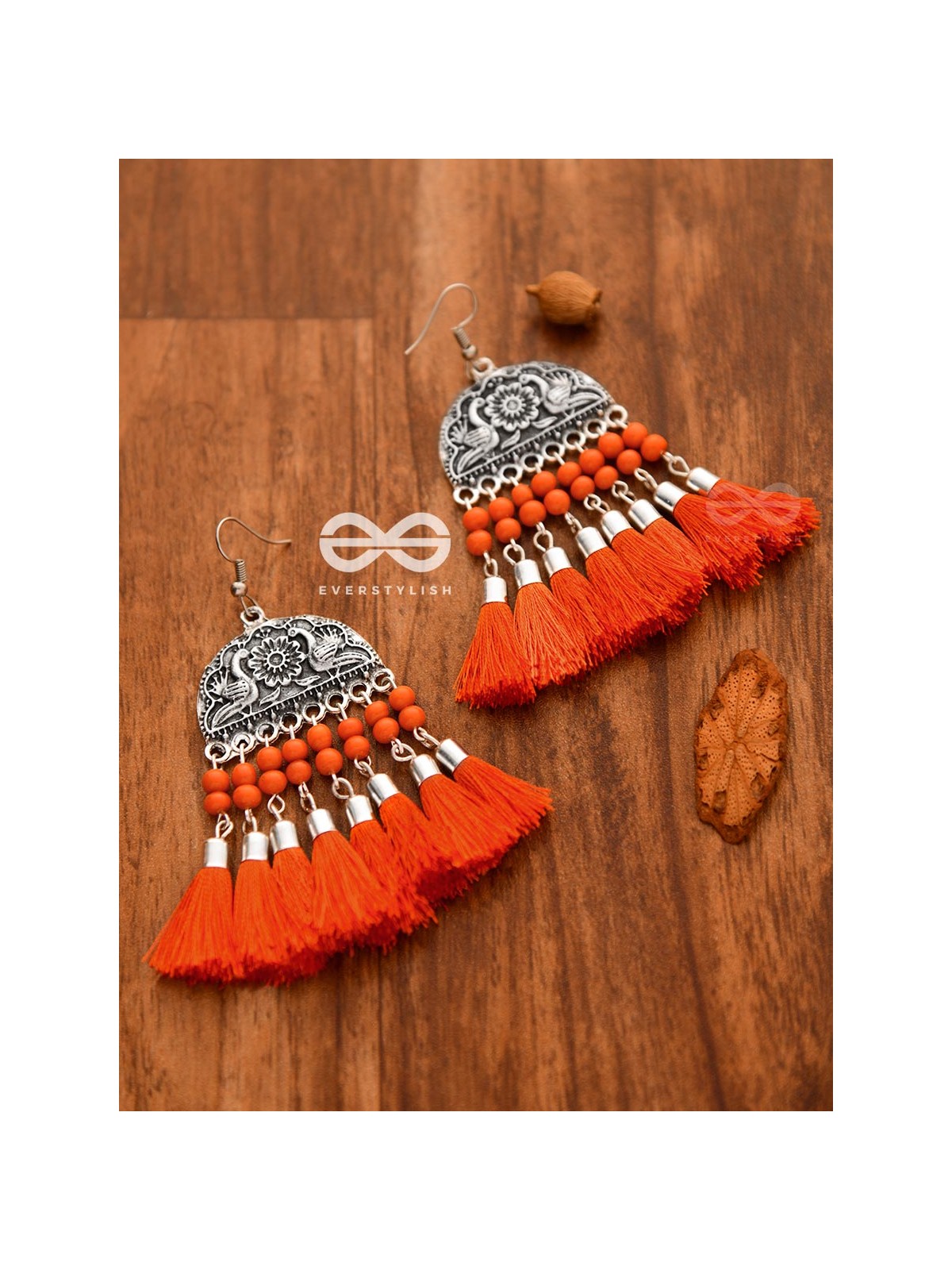 The Vintage Peacock Artwork Tassel Earrings(Orange)