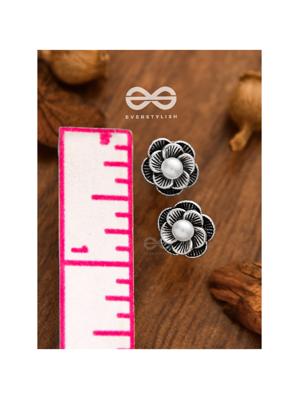 The Little Pearly Florals - Tiny Trinket Earrings