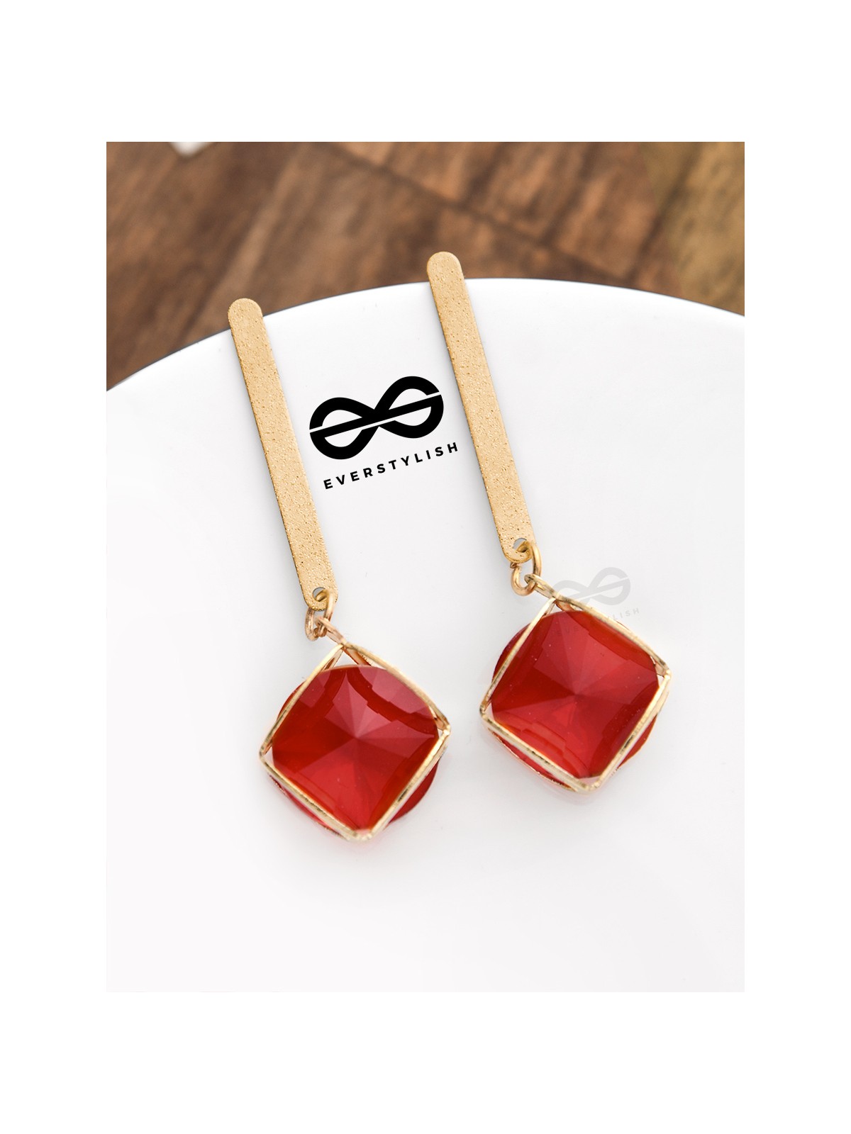 The Dangling Elegance (Scarlet Red) -  The Golden Charm Collection
