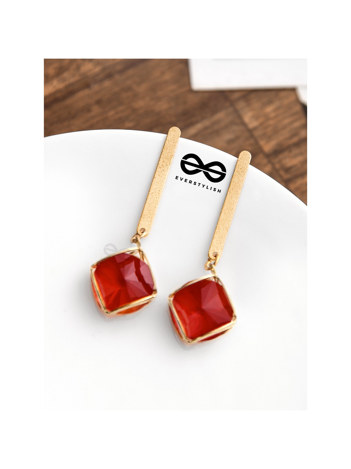 The Dangling Elegance (Scarlet Red) -  The Golden Charm Collection