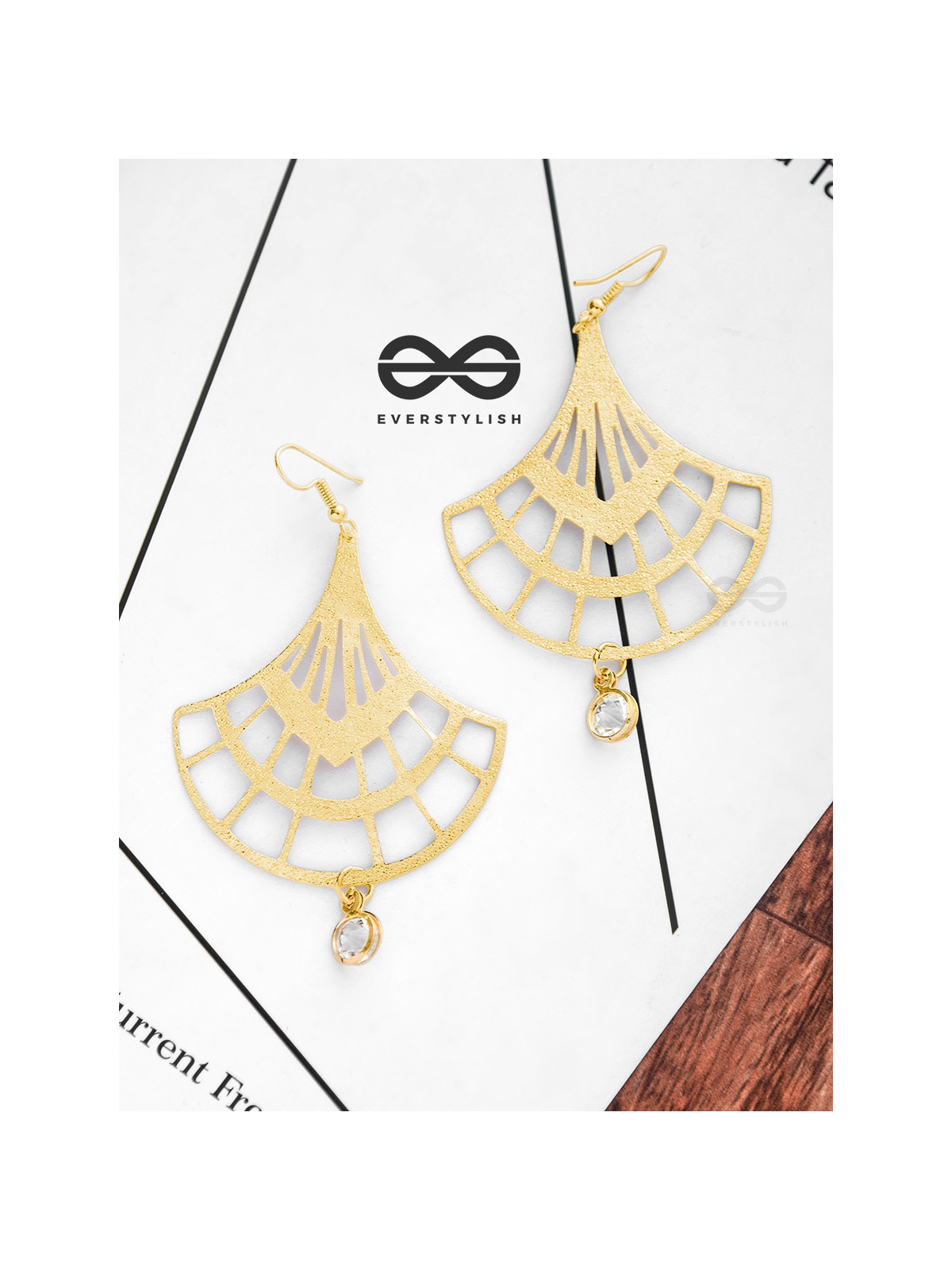 The Glimmering Playthings-  Golden Light-weight Danglers