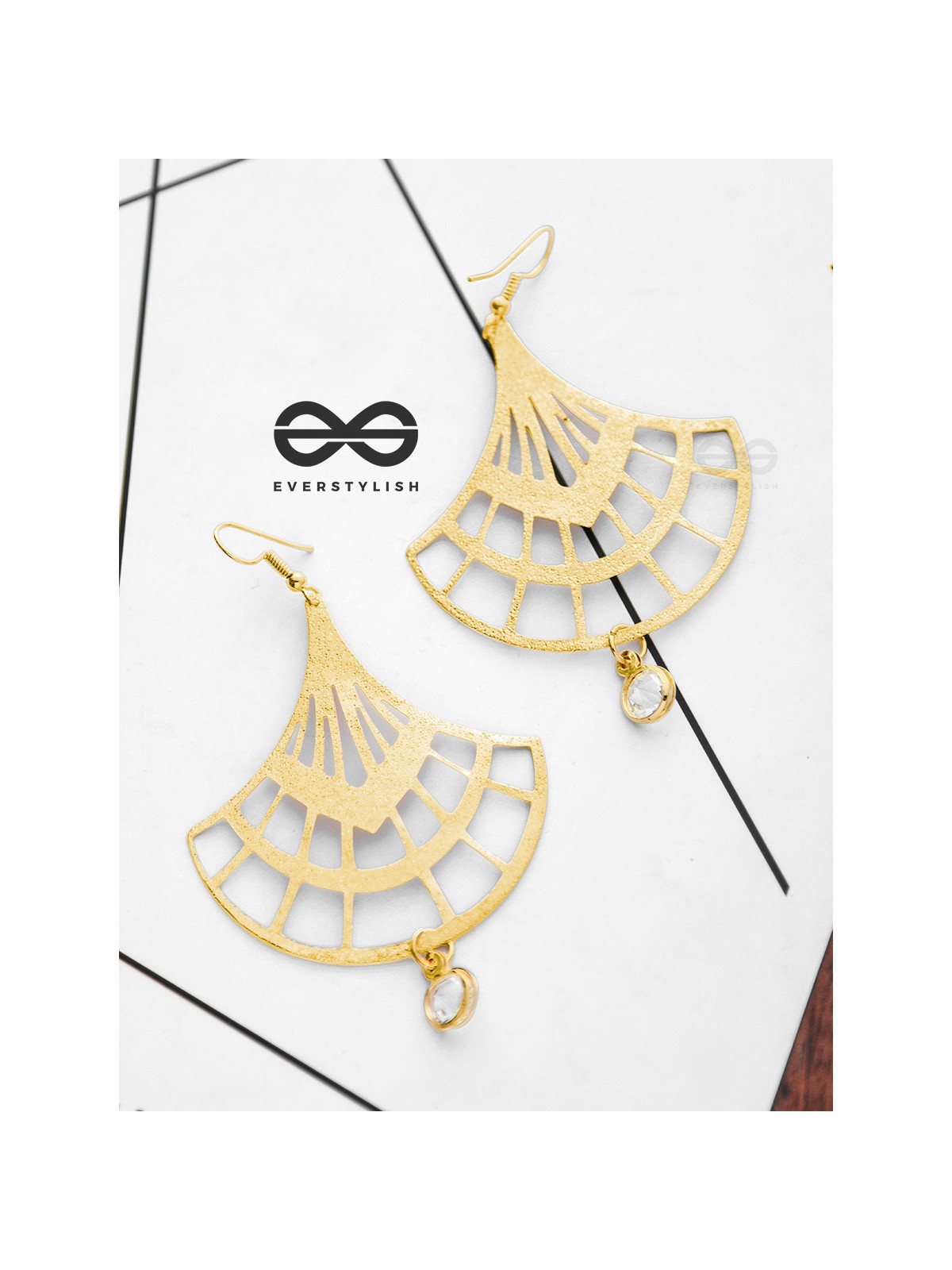 The Glimmering Playthings-  Golden Light-weight Danglers