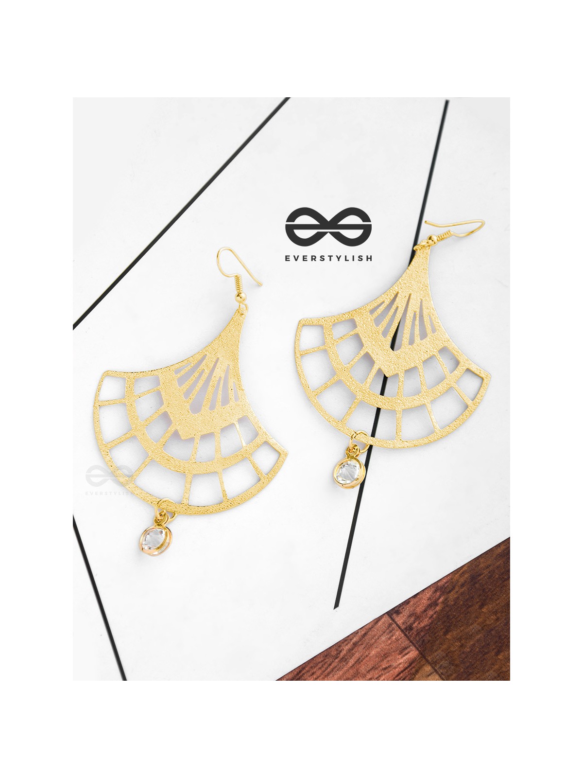 The Glimmering Playthings-  Golden Light-weight Danglers