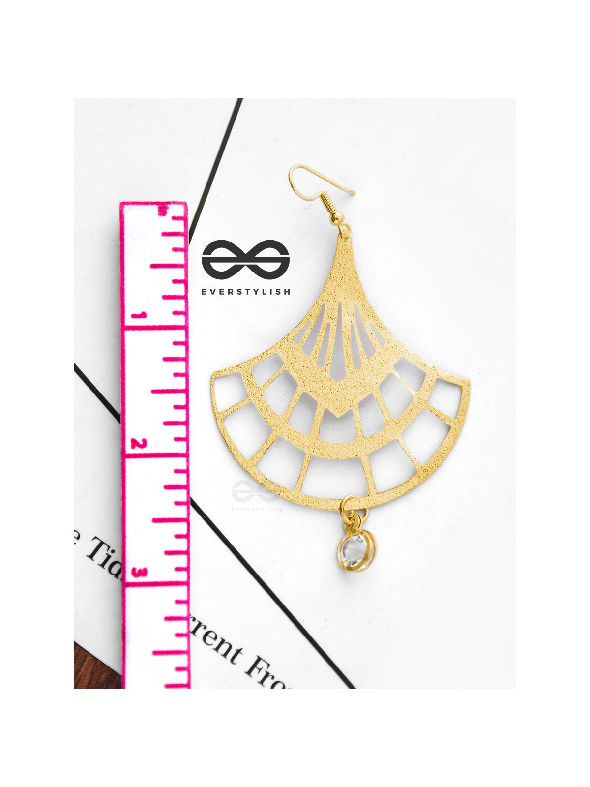 The Glimmering Playthings-  Golden Light-weight Danglers