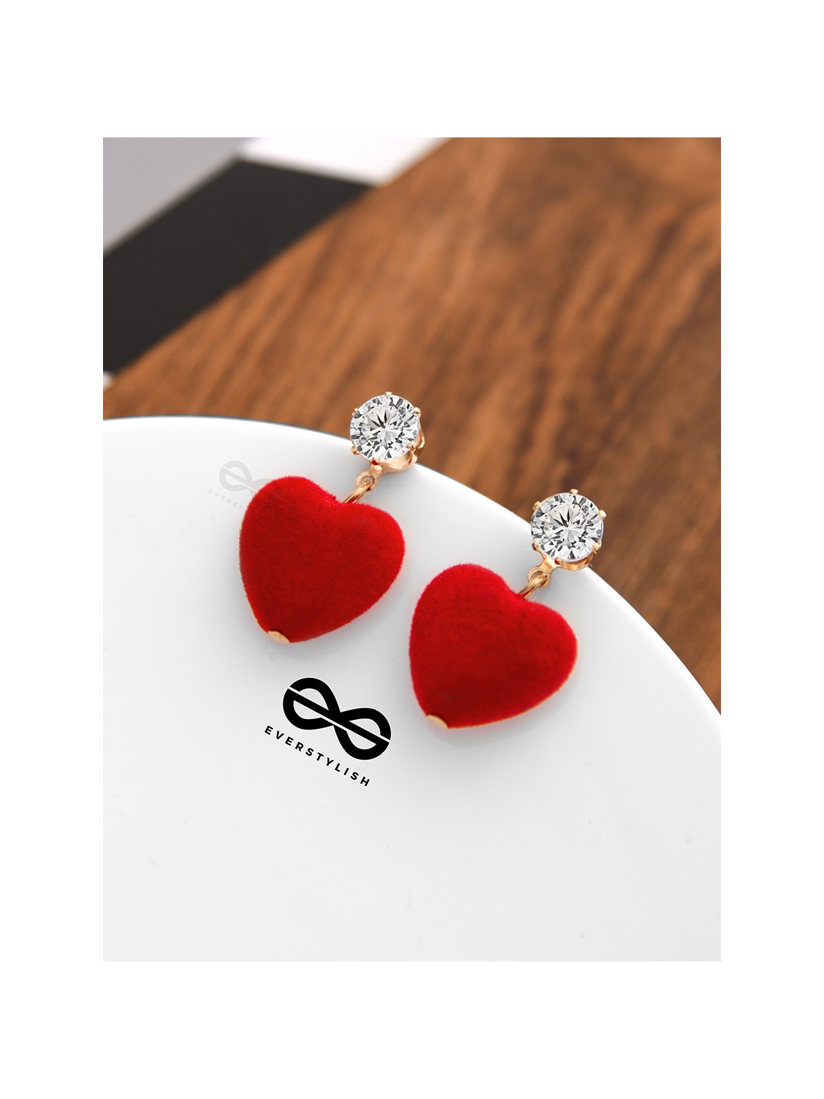 A Valentine's Tale - Beautiful Heart Earrings