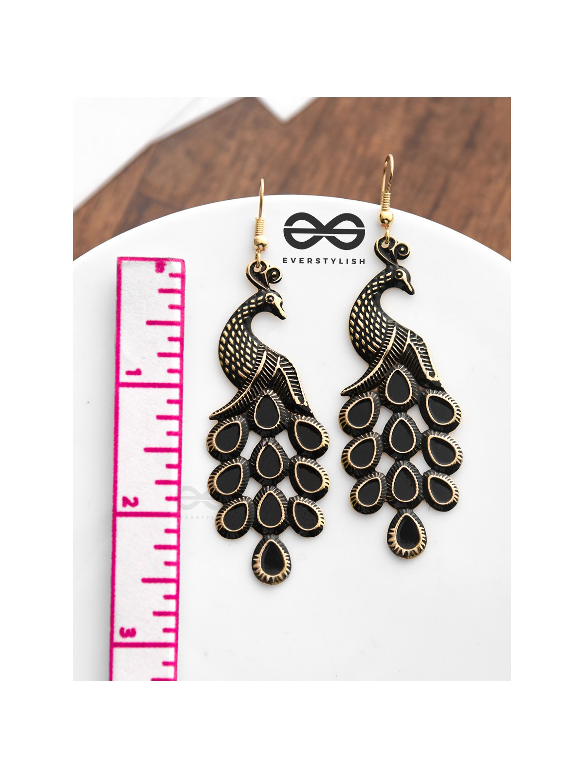 The Pleasant Peacocks - A Dark Fantasy Collection