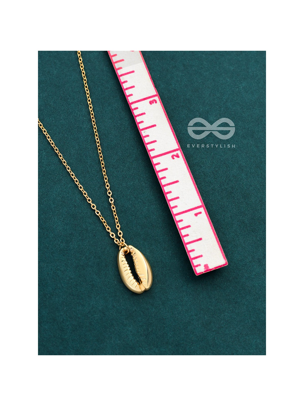 The Glamorous Golden Shell Necklace With Anti-Tarnish Coating