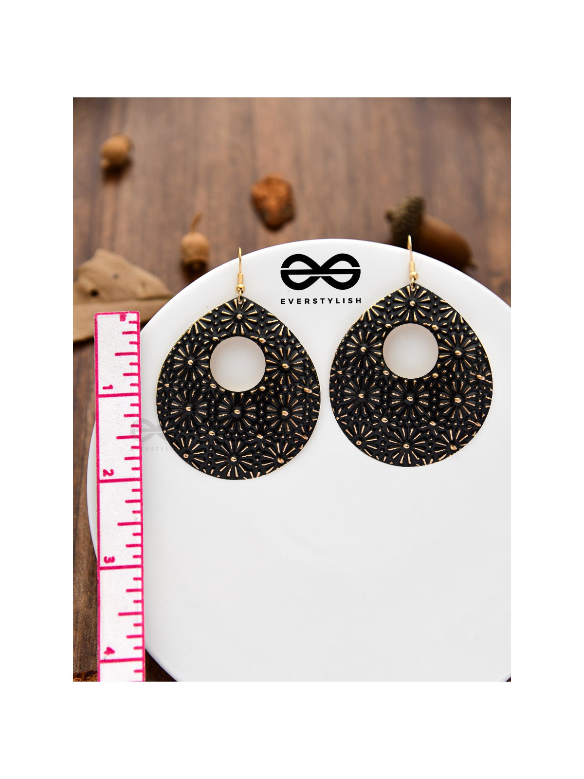 The Flowery Droplets - Oxidised Golden Danglers