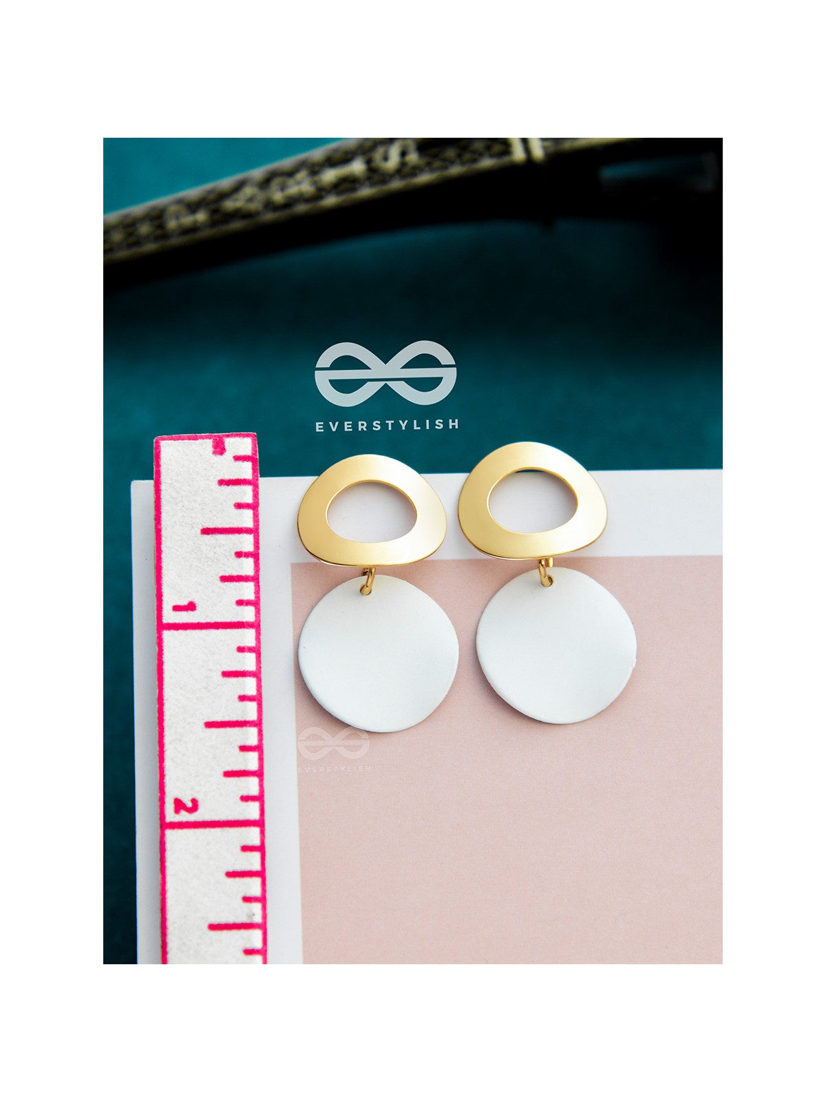 The Geometric Glam Earrings - Golden White