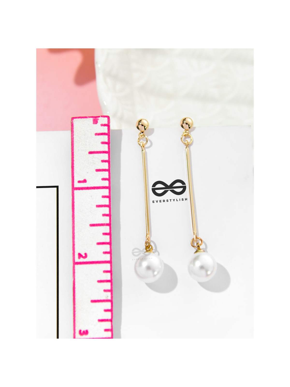 The Chic Dangling Pearls - Casual Golden Earrings