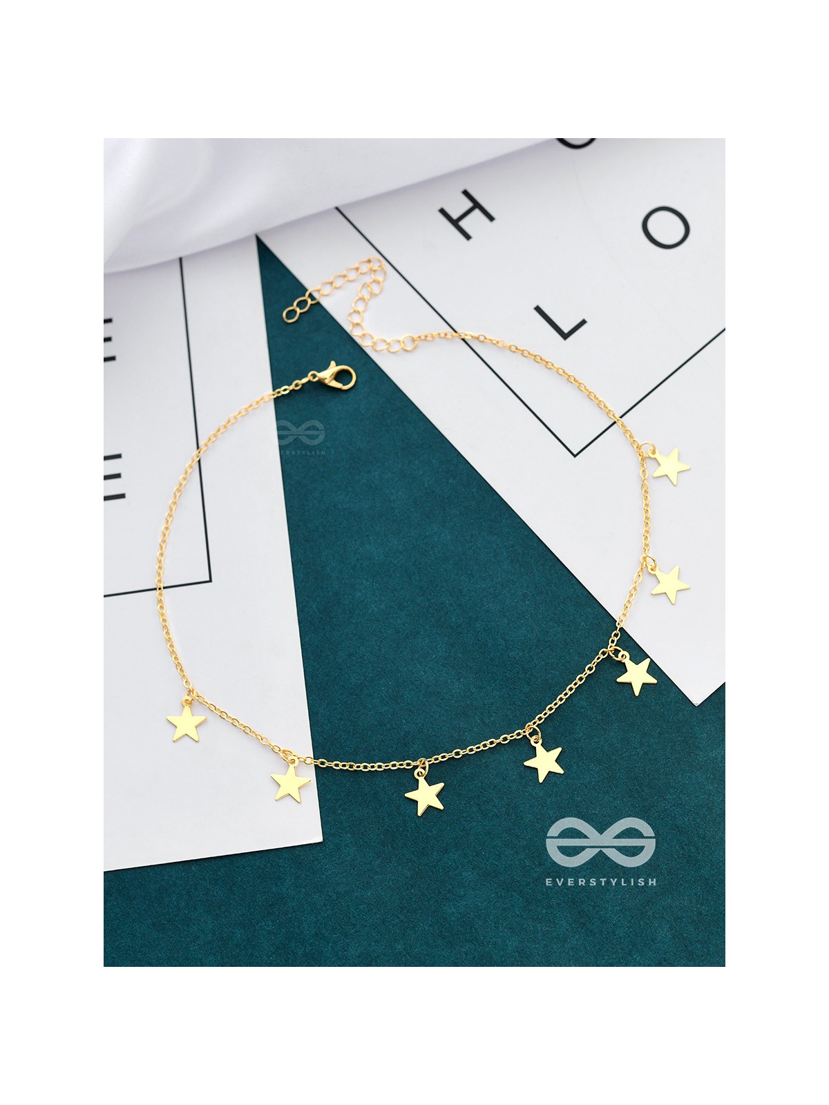 A Starry Statement - Golden Casual Neckpiece With Anti-Tarnish Coating 
