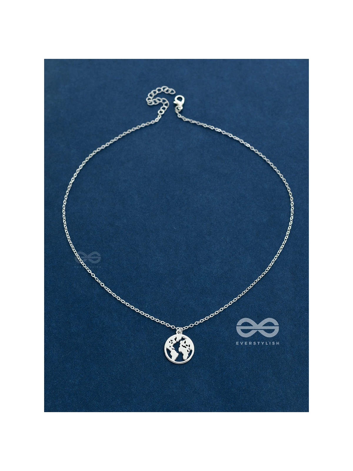 Citizen of the globe - Statement Silver Neckpiece